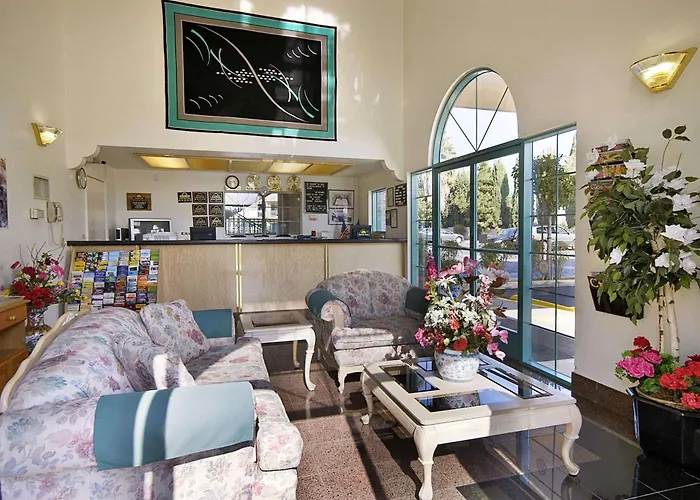 Days Inn By Wyndham Riverside Tyler Mall